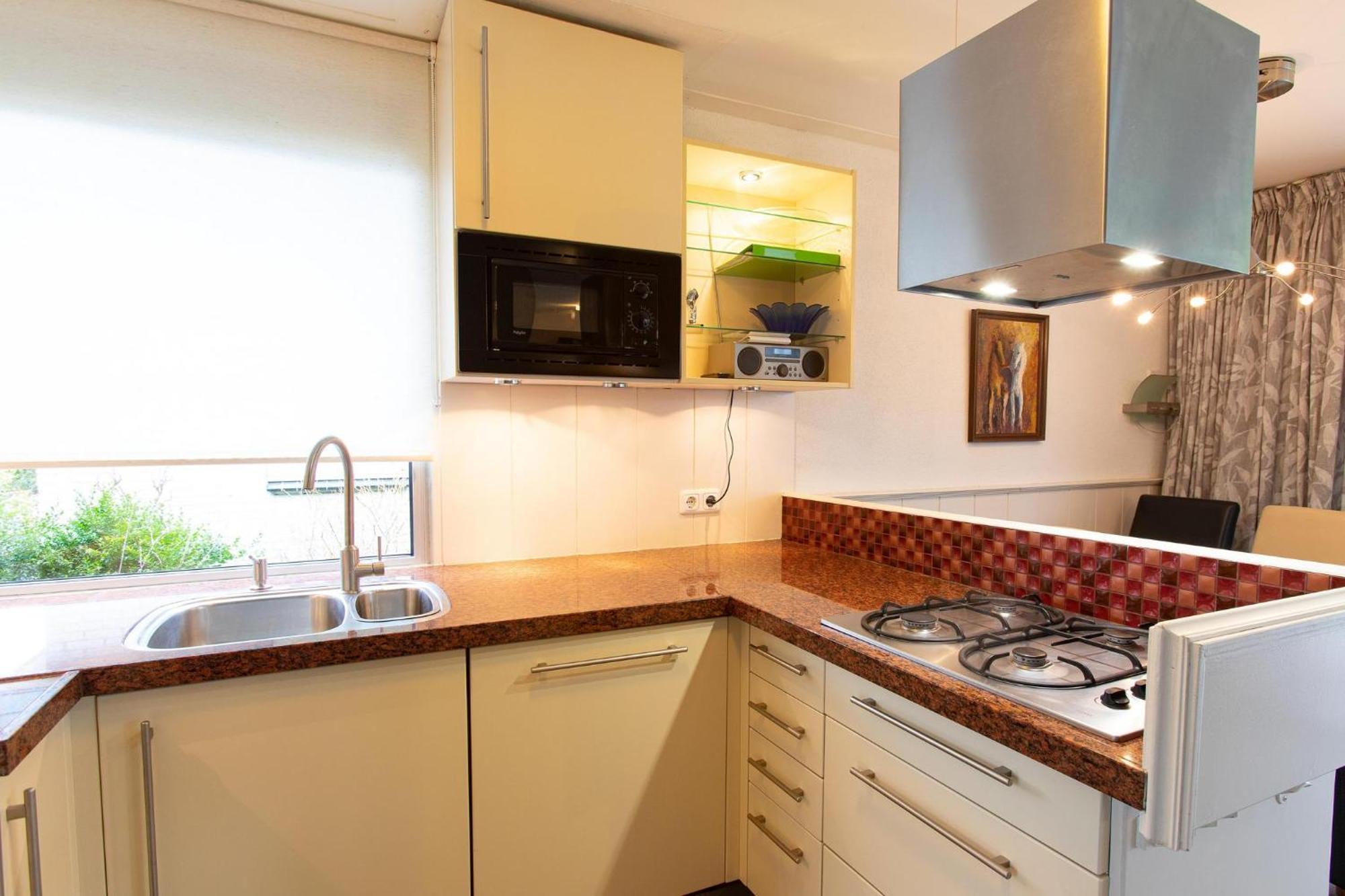 Vakantiepark Bosmeer Friesland Noordwolde  Extérieur photo